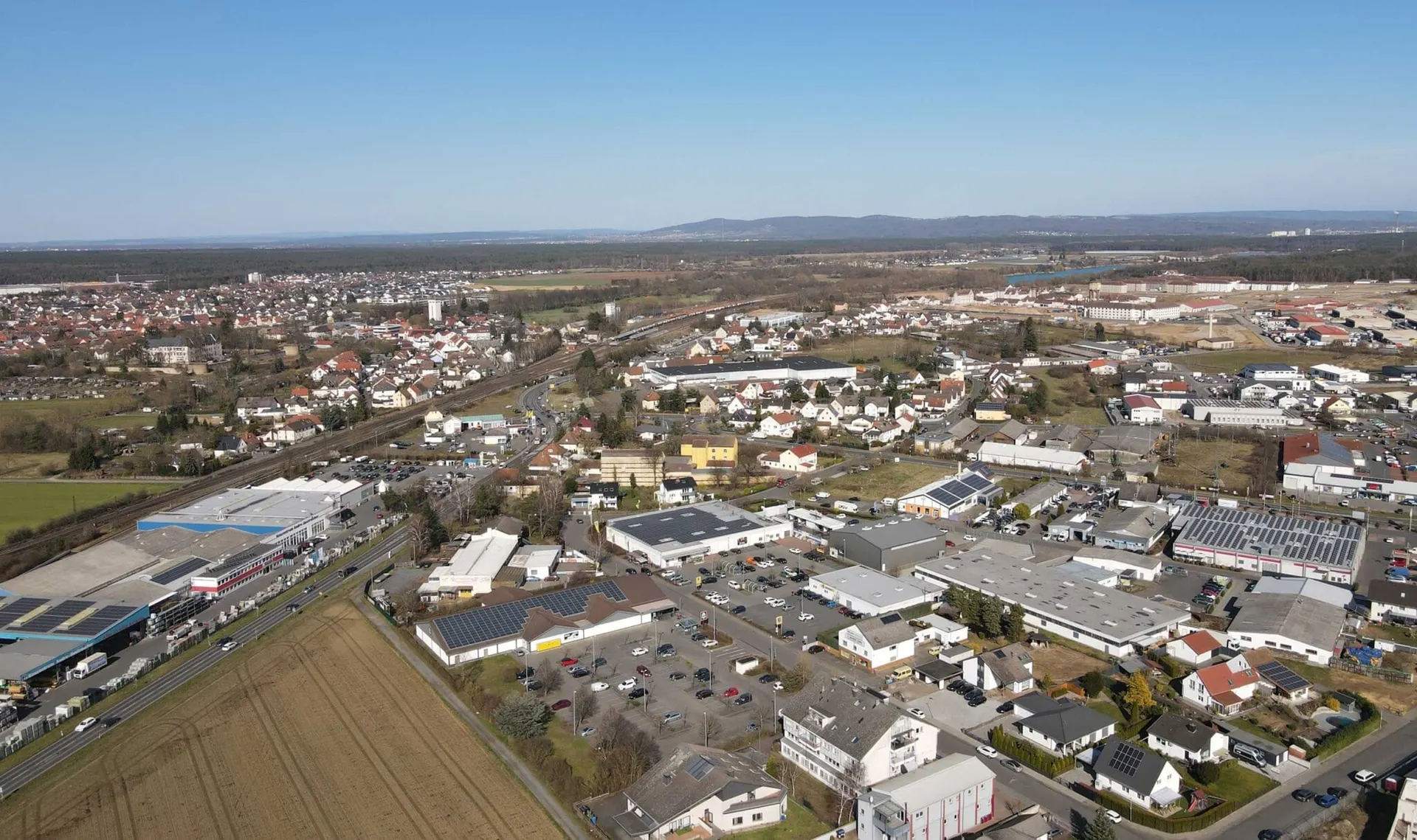Luftbild des Gewerbegebiets von Babenhausen
